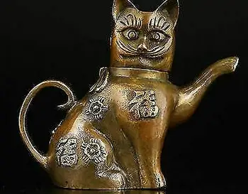Ķīnas Kolekcionējamus Handwork Vecā Vara grebums kaķis Laimīgs Tējas katlā Rotā