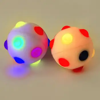 Izlases Krāsas Pet Suns, Rotaļu LED Bumbu iedegties Mūzikas Mirgo Elastīgo Bumbu Interaktīvais Suns Sakost Rotaļlietas Suņiem Gaismas & Skaņas